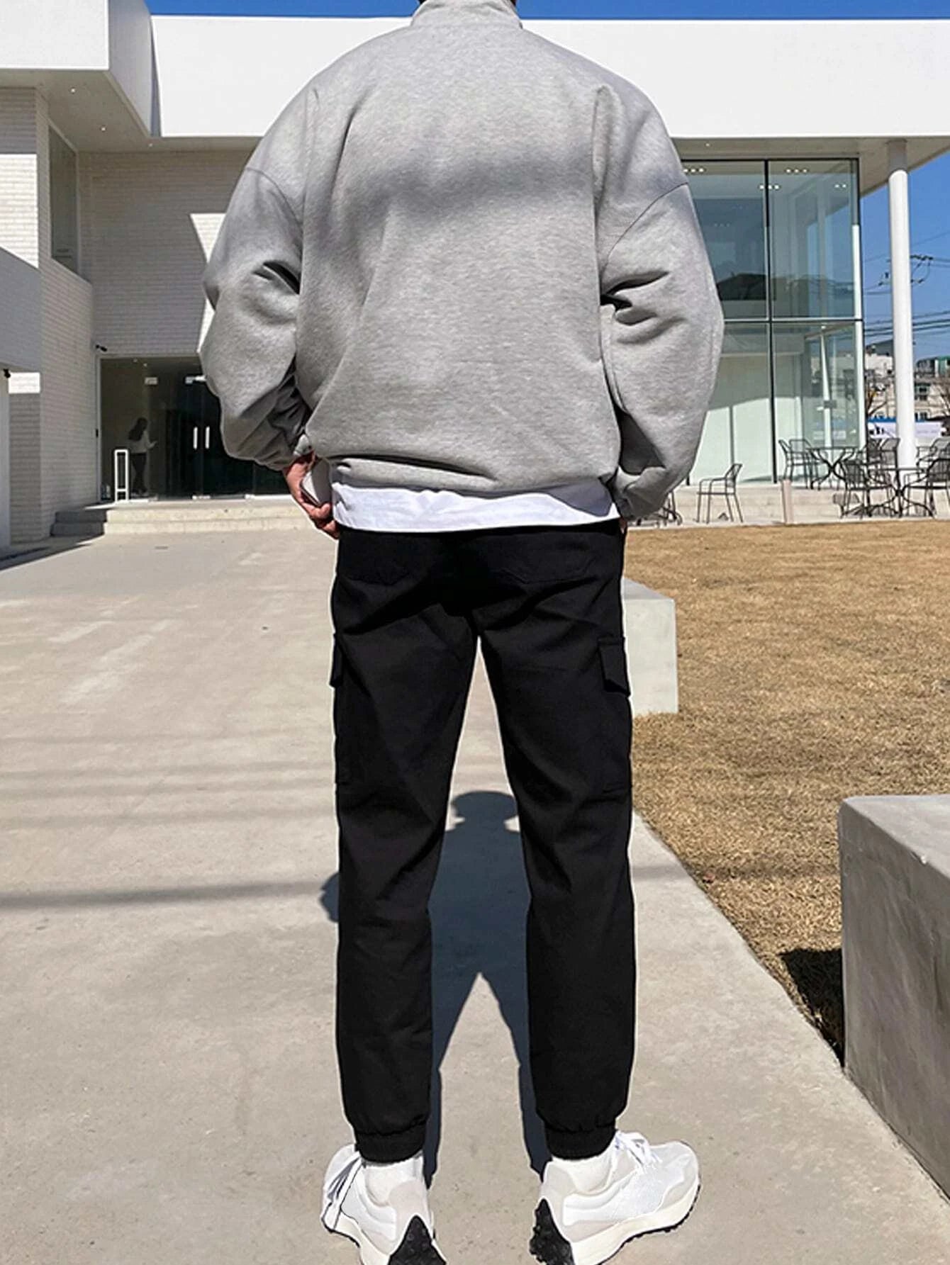 Manfinity Hypemode Men Letter Graphic Quarter Zipper Drop Shoulder Loose Sweatshirt without Tee, Light Grey Letter Long Sleeve Casual Mock Neck Sweatshirt, for Friends, Husband, Boyfriend Gifts, Back to School