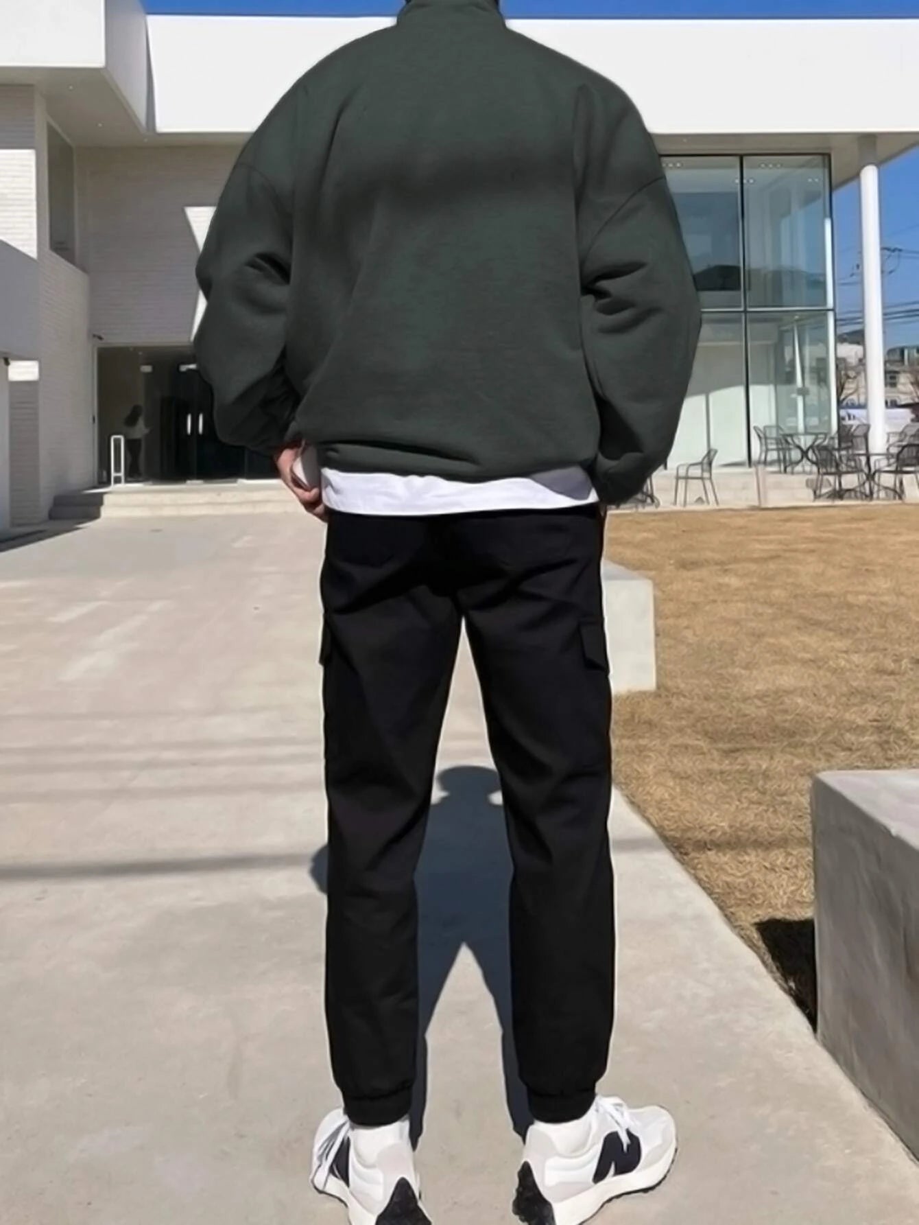 Manfinity Hypemode Men Letter Graphic Quarter Zipper Drop Shoulder Loose Sweatshirt without Tee, Light Grey Letter Long Sleeve Casual Mock Neck Sweatshirt, for Friends, Husband, Boyfriend Gifts, Back to School